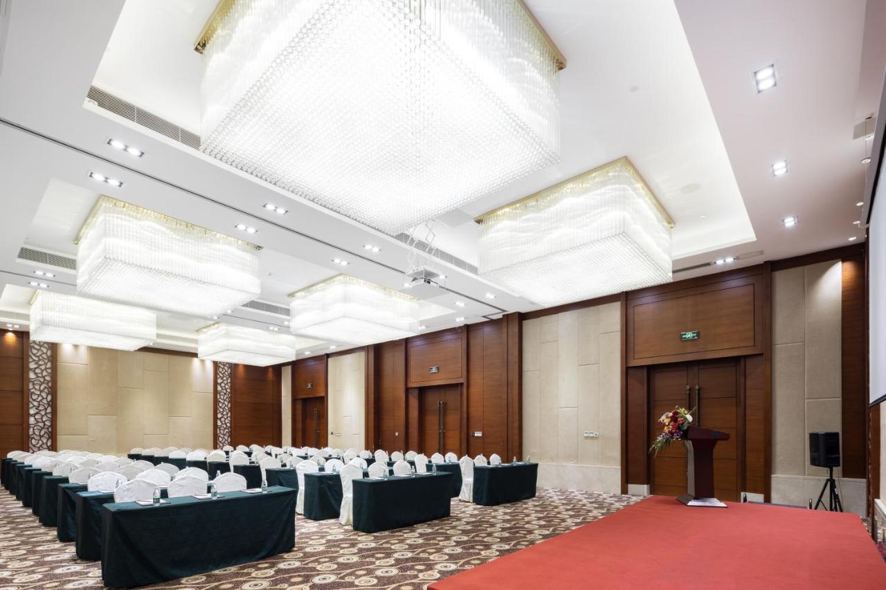 Sanya Seacube Holiday Hotel מראה חיצוני תמונה